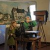 In verschiedenen Ausstellungen, Führungen und Ferienveranstaltungen entdecken die Kinder die Festung auf dem Königstein.