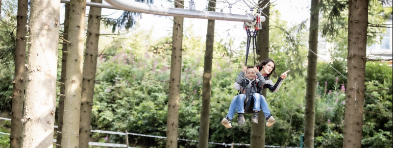 Bis zu 10 Meter über dem Boden bewegst du dich in der neuen Fly-Line in Winterberg.