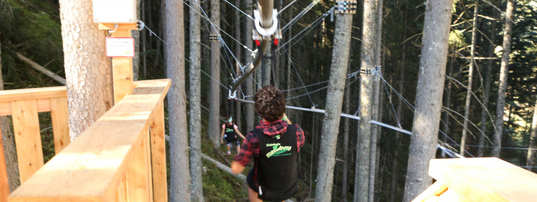 Die Bahn hat eine Gesamtstreckenlänge von 430 Metern.