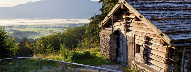 Das Almgebäude Brunnerkaser aus dem Berchtesgadener Land wurde 1507 gebaut.