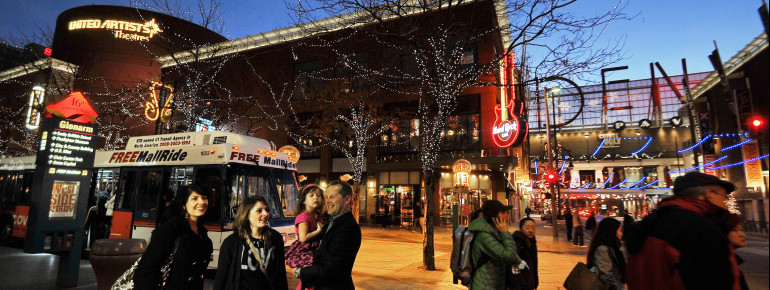 Die DenverPavilions sind ebenfalls hier ansässig: 12 Kinosäle sowie zahlreiche Restaurants und Shops laden auch an kalten und regnerischen Tagen zum Flanieren ein.