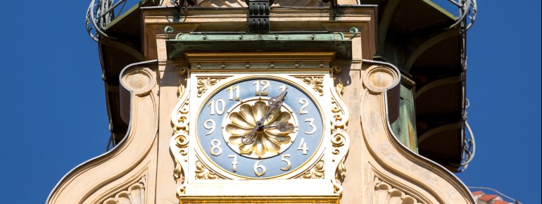 Das Glockenspiel wird drei mal täglich gespielt.
