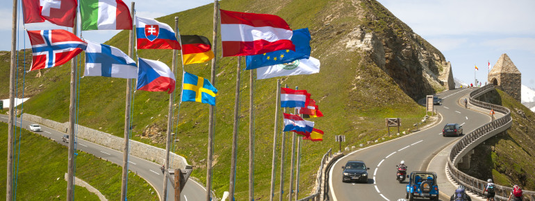 Jedes Jahr zählt die Passstraße 900.000 Besucher.