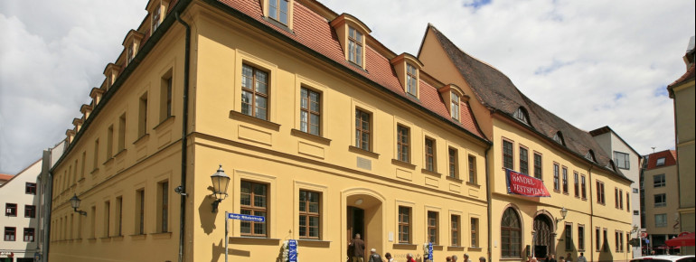 Das Händelhaus befindet sich im Herzen von Halle in der Großen Nikolaistraße 5.