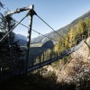 Über 220 Meter schwebt man hoch über dem Talboden.