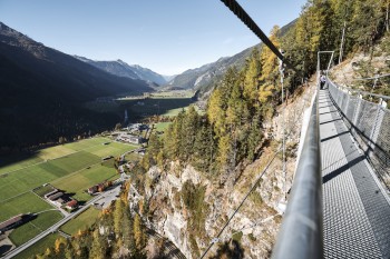 Die Hängebrücke Längenfeld ist 83 Meter lang.