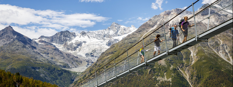Die Brücke ist Teil des Europa-Wanderweges zwischen Grächen und Zermatt.
