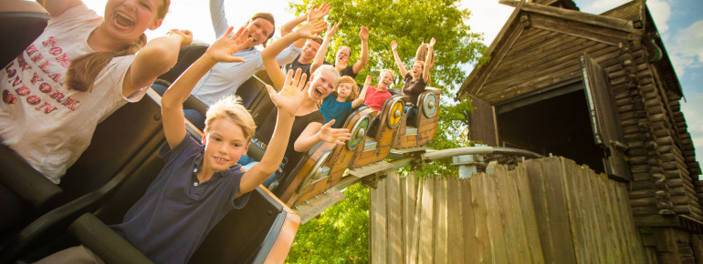 Die Schlange von Midgard ist eine Achterbahn für die ganze Familie.