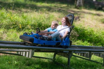 Über 1.000 Meter langer Fahrspaß wartet auf dich!