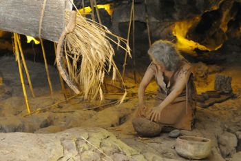 Darstellung menschlicher Geschichte in der Cueva de las Ventanas