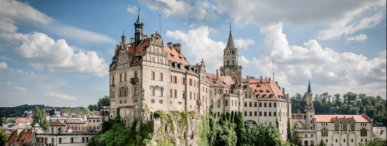 Das Hohenzollernschloss Sigmaringen ist Deutschlands zweitgrößtes Stadtschloss.
