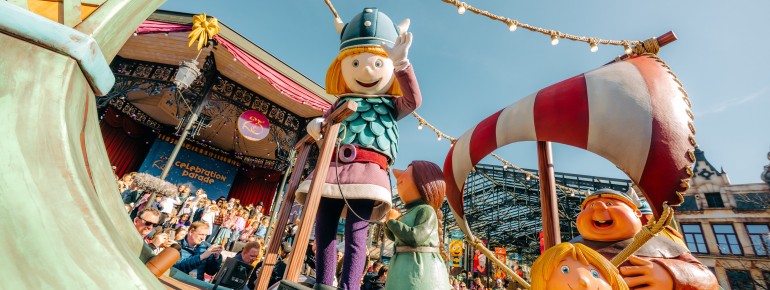 Nach und nach füllten Figuren wie Wickie den Park mit Leben.