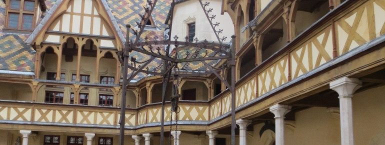 Der Innenhof des Hôtel-Dieu