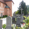 Der Severinsfriedhof befindet sich direkt an der gleichnamigen Kirche.