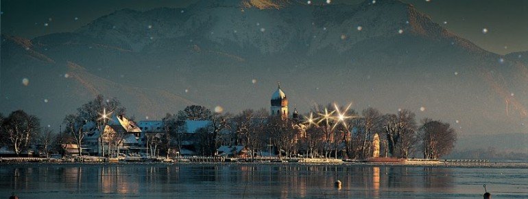 Die Fraueninsel im Adventsglanz