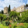 Blick auf die venezianische Villa inmitten des englischen Gartens