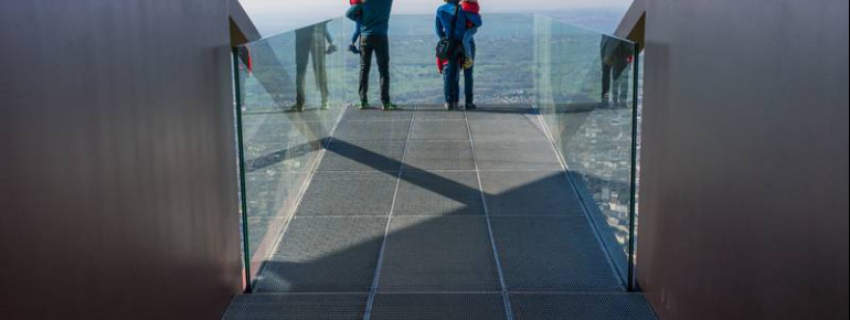 Hoch hinaus auf der Karren Kante.