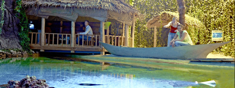 Die Lagunen auf Samoa strahlen in türkisblau. Ein richtiges Urlaubsfeeling wird dir bei dieser Station vermittelt.