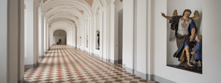 Einer der Klostergänge.