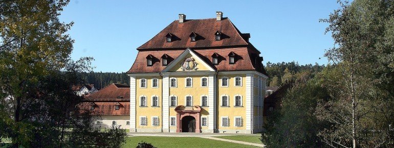 Erbaut 1780: Das Schloss Theuern