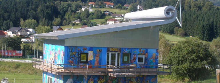 Die Dachkonstruktion des Kunsthalle erinnert an eine Konservendose.