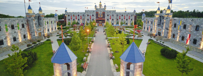 In den Legoland Burgen können die Gäste übernachten.