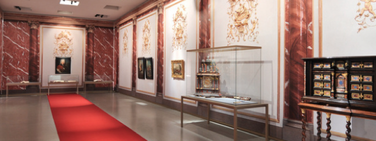 Prunkhaft ist das Gebäude des Museums, der frühere Regierungssitz Liechtensteins