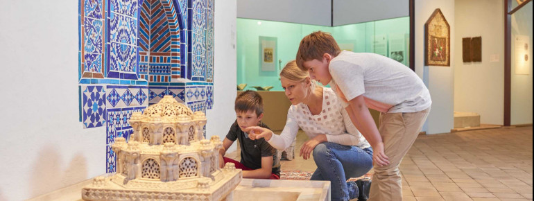 Auch eine Orient-Abteilung gibt es im Linden-Museum.