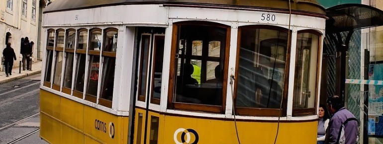Auf der Linie 28E begegnet man einigen Lissaboner Sehenswürdigkeiten.