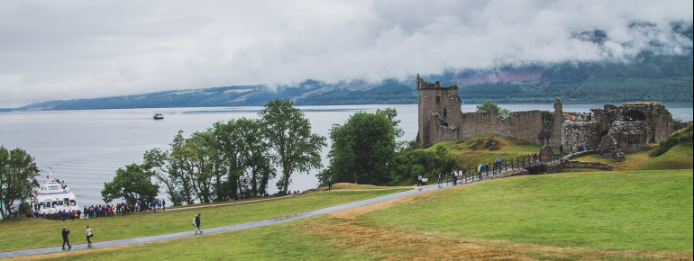 Ein besonders schöner Blick auf Loch Ness.