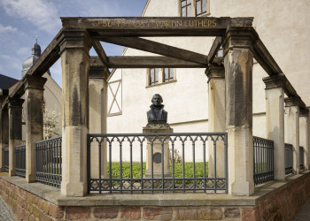 Luther erblickte in seinem Geburtshaus in Eisleben am 10. November 1483 das Licht der Welt.