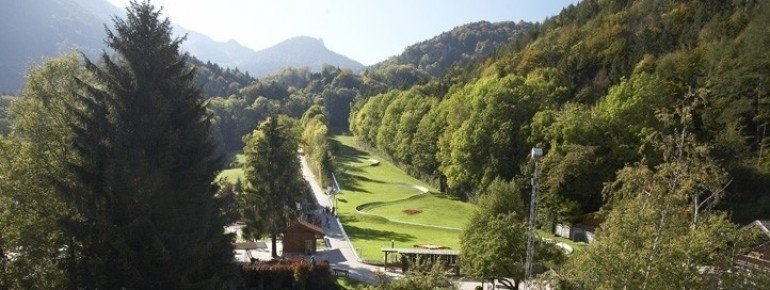 Blick auf die Sommerrodelbahn