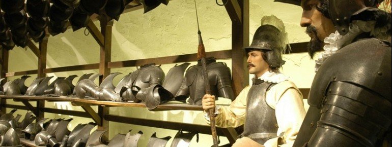 Das Museum beherbergt insgesamt dreiundzwanzig Ausstellungssäle auf vier Stockwerken.