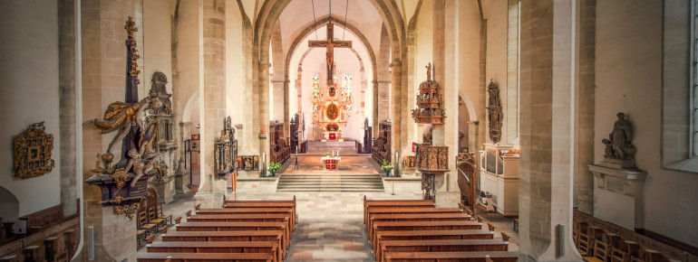 Das Langhaus ist im spätgotischen Stil gebaut.