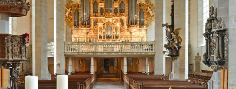 Die imposante Orgel wurde von Friedrich Ladegast geschaffen.