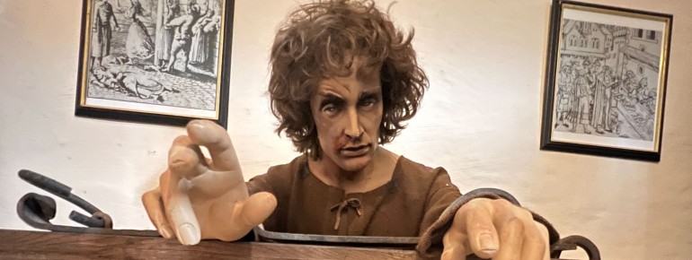 Die Ausstellung gewährt tiefe Einblicke in das Leben von damals.