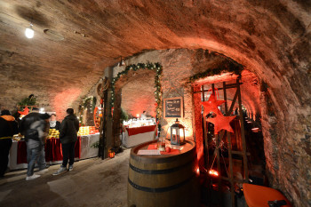 Der Keller im Alten Rathaus gehört zu den Hauptattraktionen des unterirdischen Mosel-Wein-Nachts-Marktes.