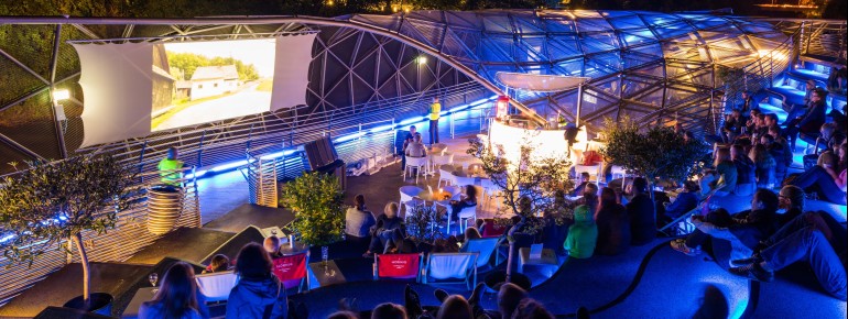 Im Freilichttheater finden vor allem im Sommer verschiedenste Veranstaltungen statt.