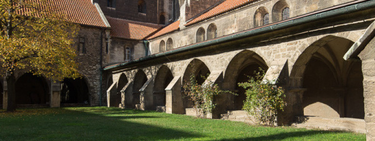 Erbaut wurde der Dom in der ersten Hälfte des 13. Jahrhunderts.