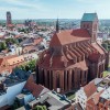 In der Altstadt von Wismar steht die St.Nikolaikirche, die das ganze Jahr über geöffnet ist.