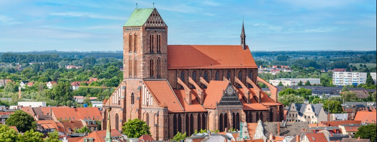 Die Nikolaikirche zählt mit 37 Meter zu den höchsten Sakralbauten Deutschlands.