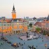 Der große Stadtplatz im Zentrum von Novi Sad.