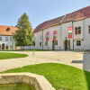 Der Eingang zum Museum befindet sich im Burghof.