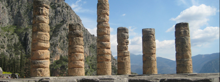 Die Säulen des Apollotempels