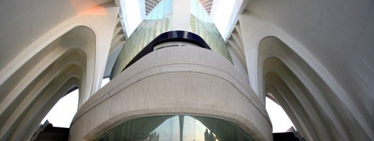 Das Bauwerk wurde am 8. Oktober 2005 eröffnet.