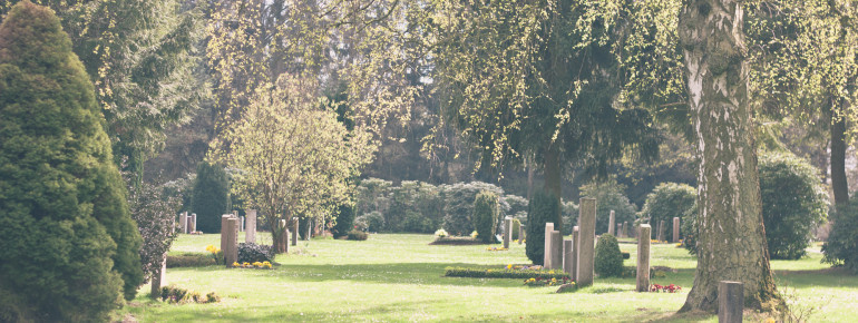 Der Friedhof Ohlsdorf ist der größte Parkfriedhof der Welt.