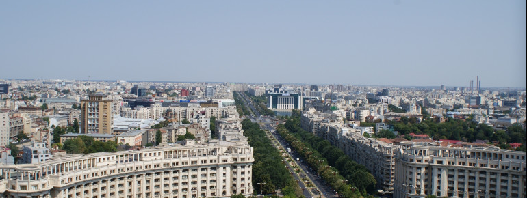 Aussicht über die Stadt vom Balkon des Palasts