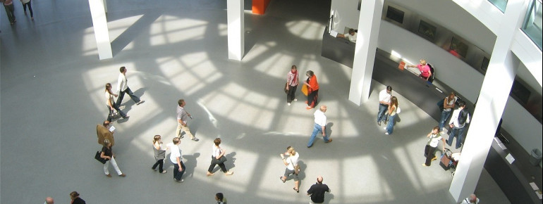 Eingangsbereich der Pinakothek der Moderne