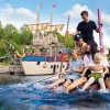 Auf dem Paddelsee fahren die Kids vorbei an Piratenschiffen, Delphinen, Flamingos und Pinguinen.