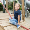 Bei schlechtem Wetter können sich die Kleinen auch im überdachten Klettergarten austoben.